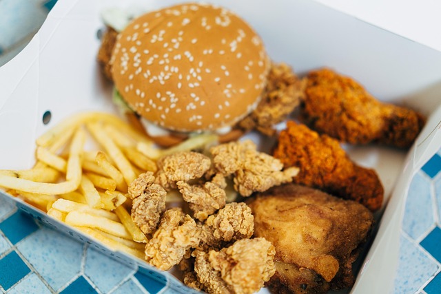 fast-food-6996426_640